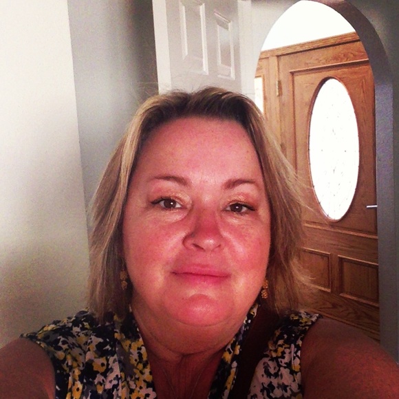 Meet your Posher, Brenna - Picture 2 of 4